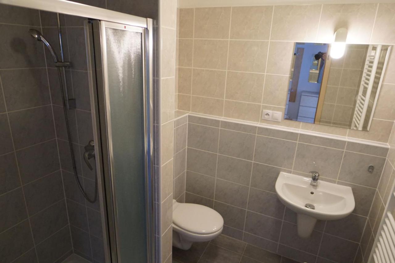 Apartman Mokra Luka 02 Trebonアパートメント エクステリア 写真